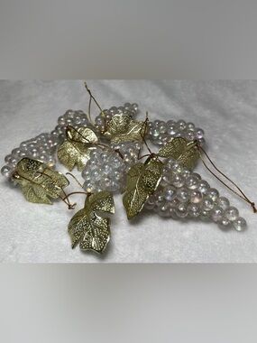 6 Vintage 4.5” MCM Iridescent Gold Leaf Berry Grape Cluster Hanging Ornaments